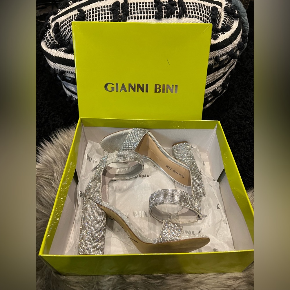 gianni bini heels -womens 7